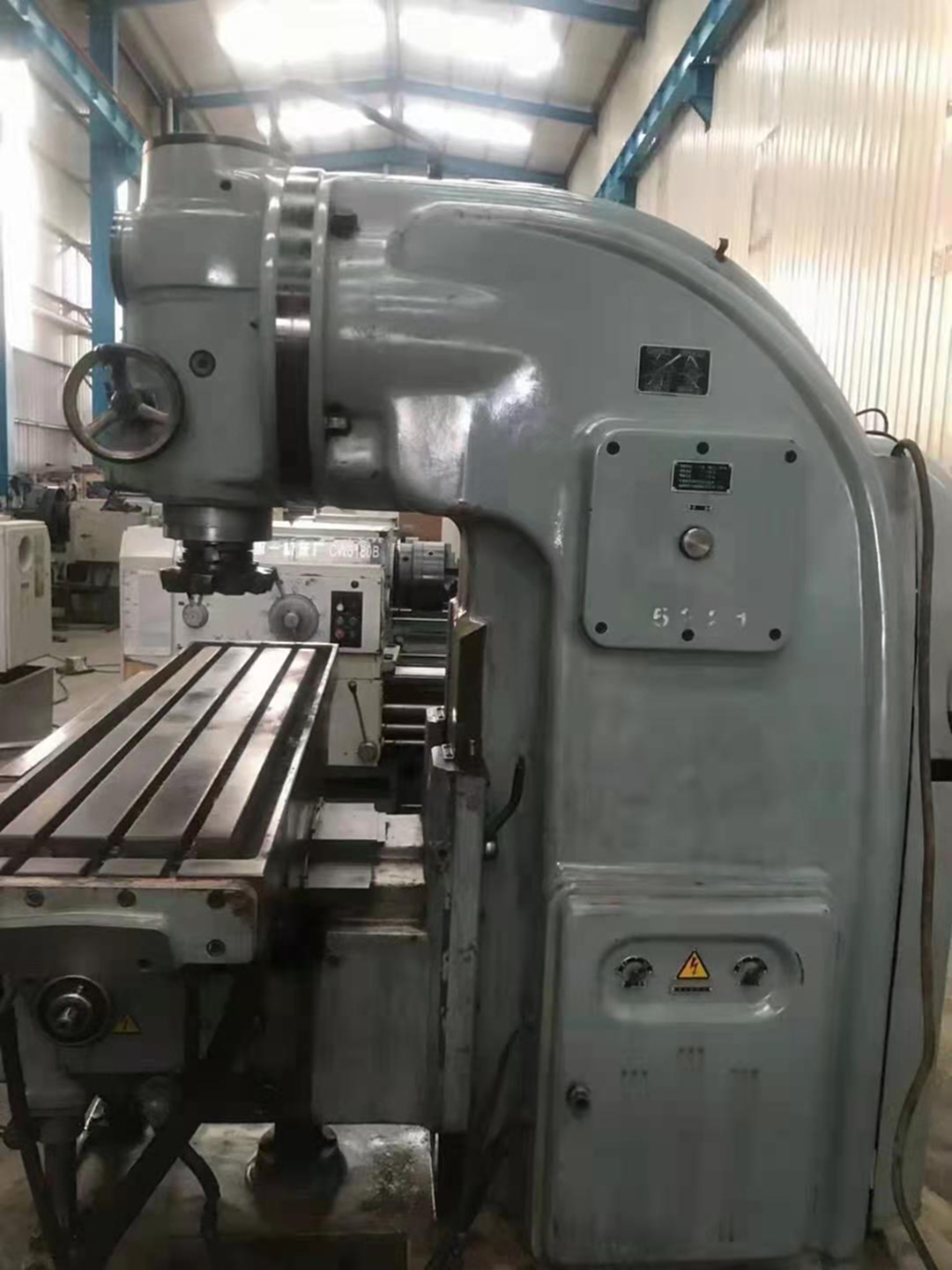 转让二手北京一机x53k1立式升降台铣床二手立铣