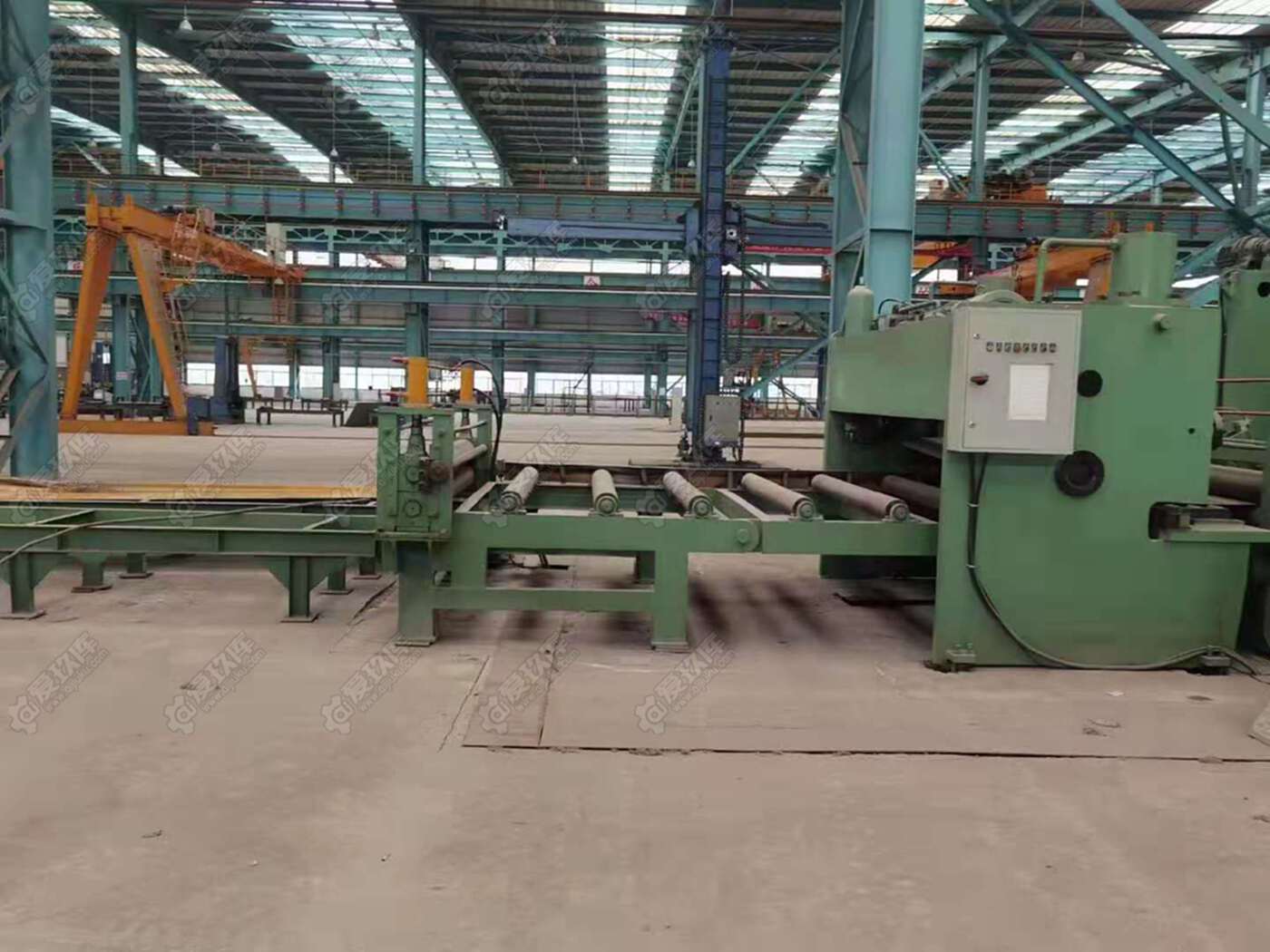 出售江蘇中威JP-11B-3-12*2000重工校平剪切線一套