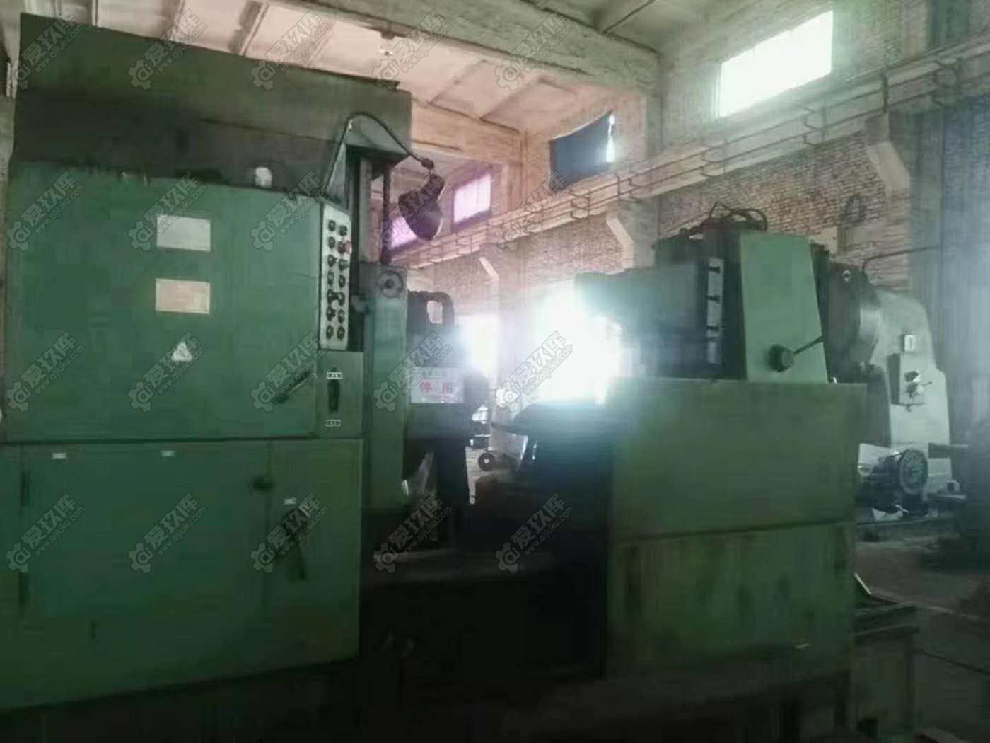 出售二手重慶Y31125E滾齒機二手重慶滾齒機