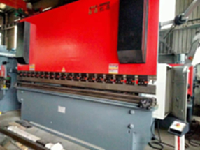 Selling secondhand Wc67y-200-4000 Hydraulic plate bending machine