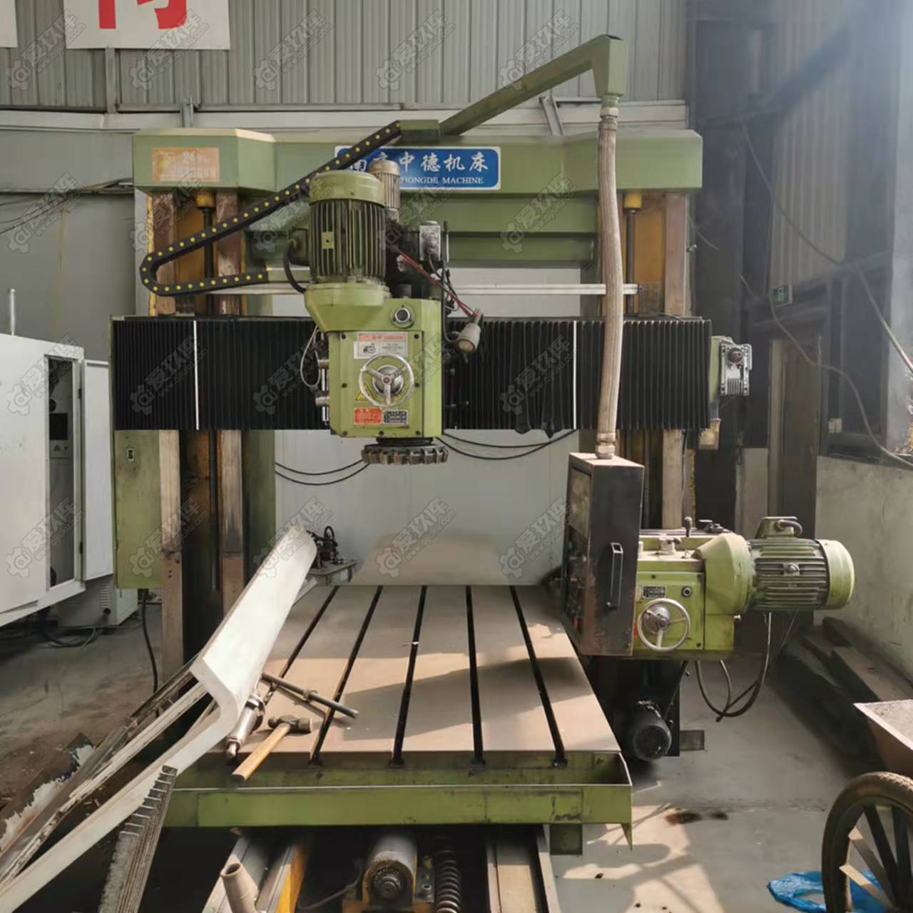 出售南京中德2015龙门铣床