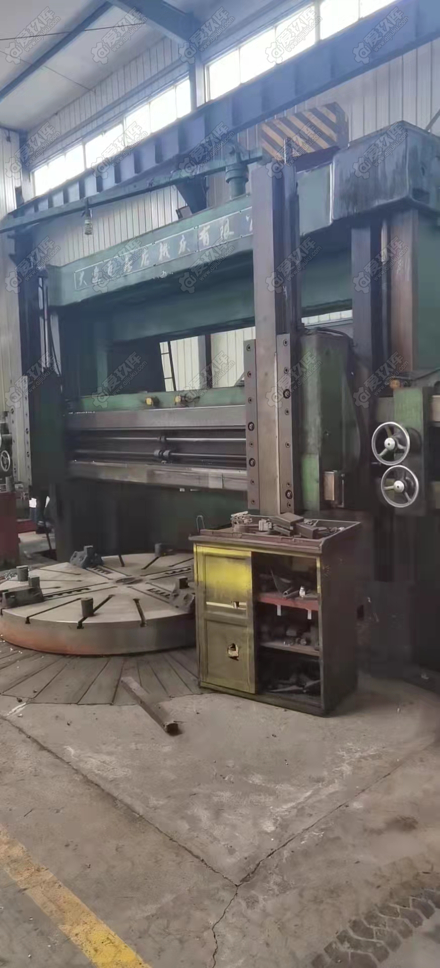 出售瓦房店5240立車