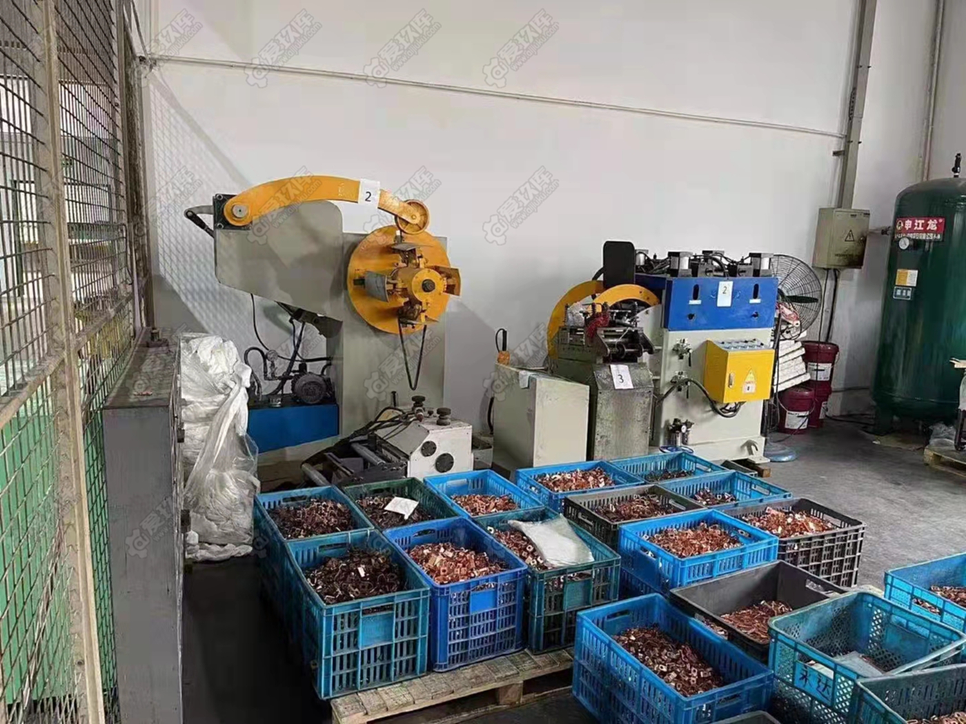 出售全新300送料機