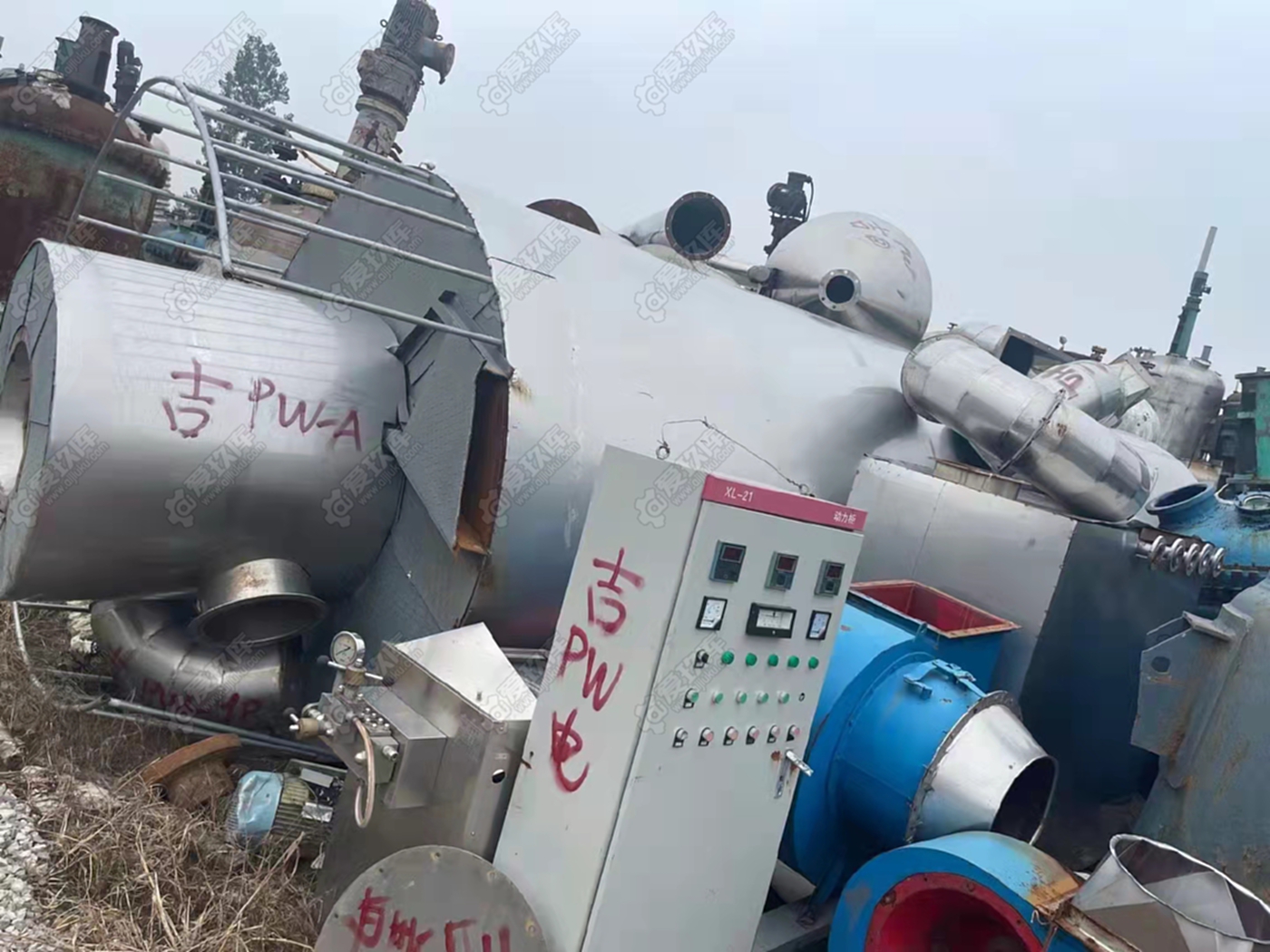 出售200型壓力噴霧干燥機