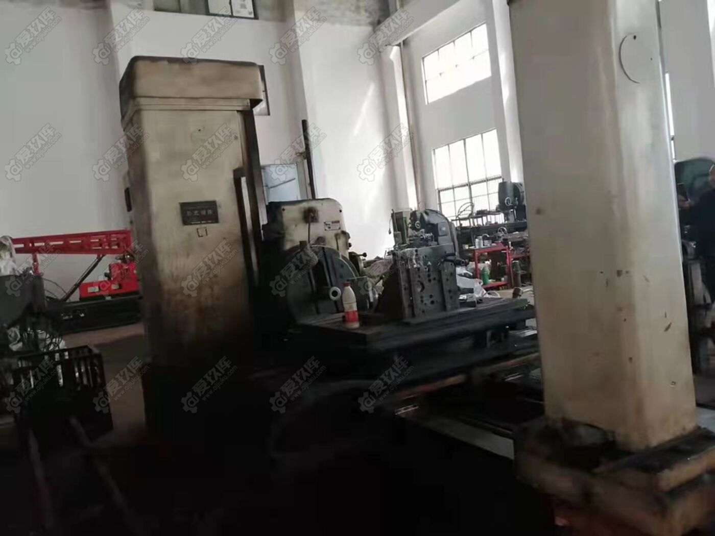 出售昆機T619鏜床