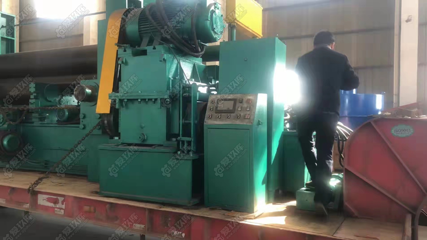 出售50x3米2液压卷板机