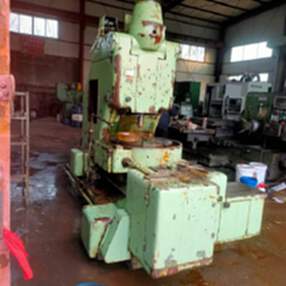 Gear shaper machine Y58 for sale