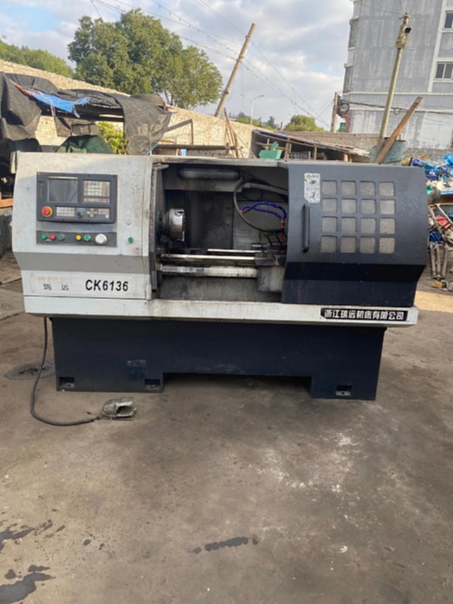 瑞远6136数控车床出售