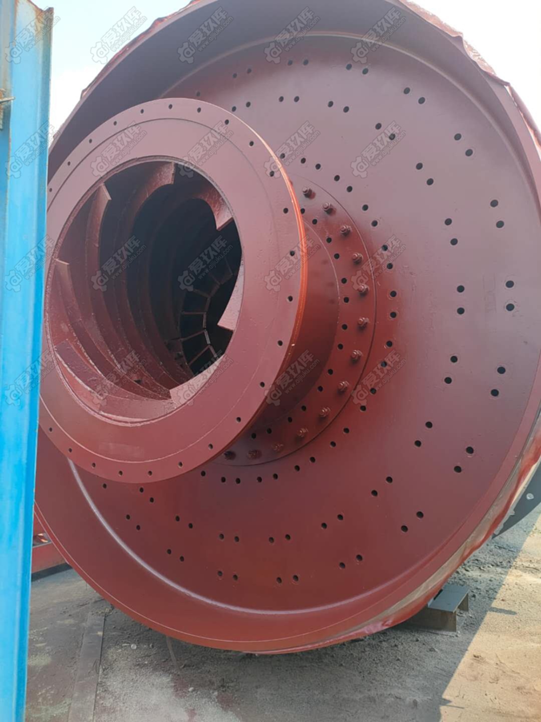 海建產3.5x13米球磨機一臺