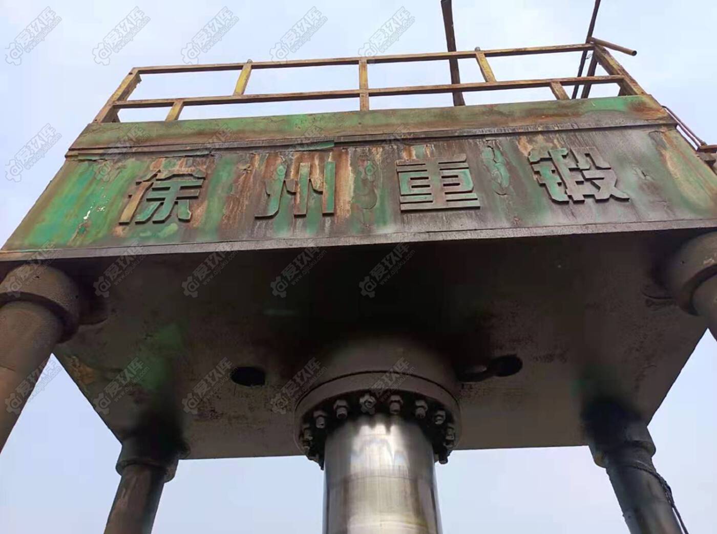 出售徐州鍛壓500噸四柱壓力機