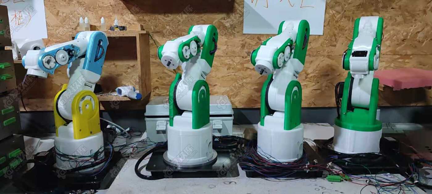 出售六軸六臂機器人