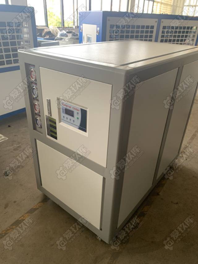 出售10P水冷冷水機