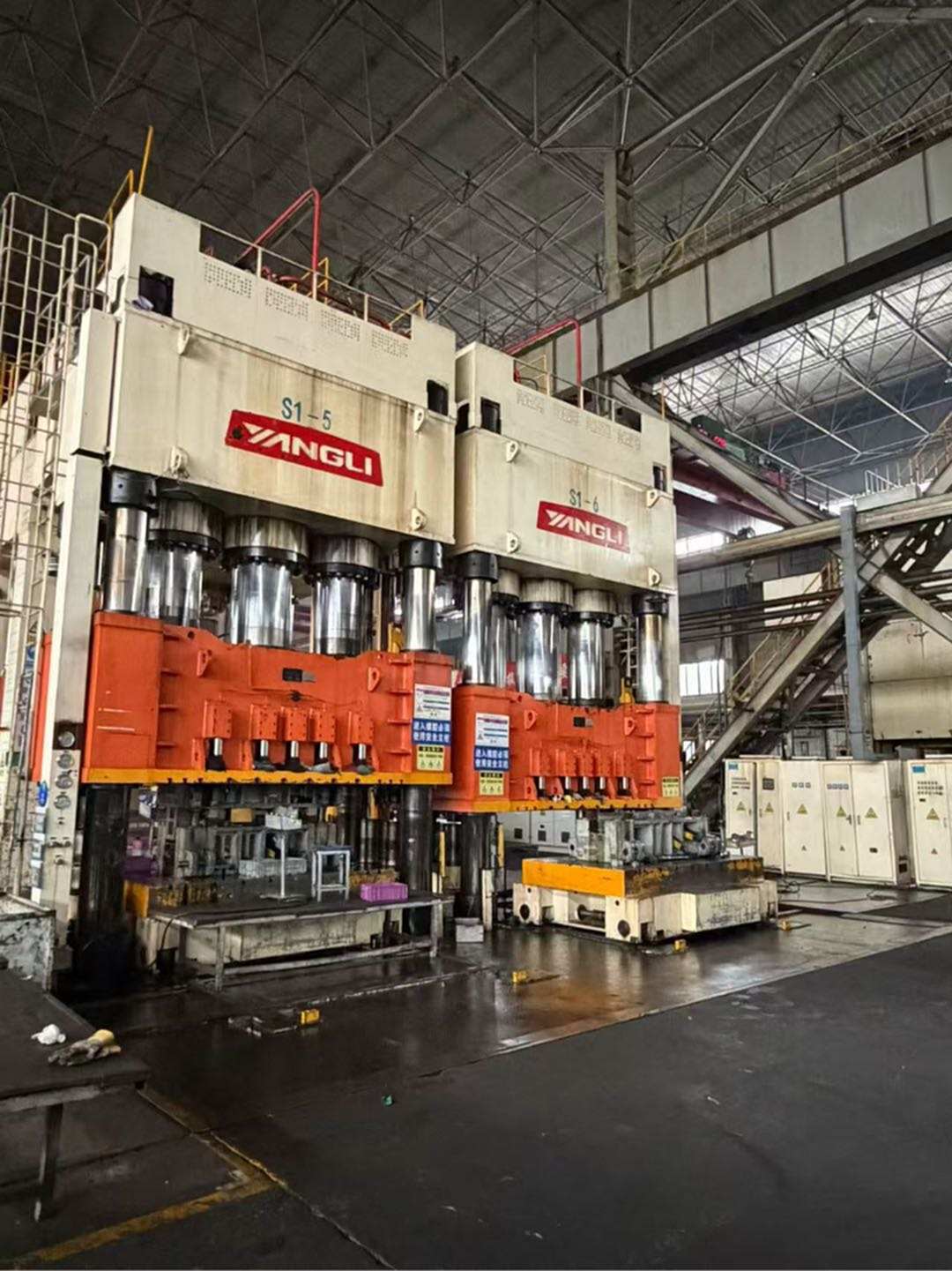 扬力YL27Q-2500 液压机